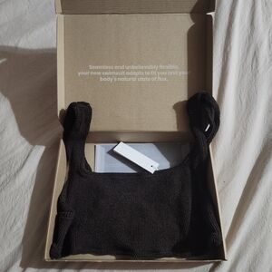 BRAND NEW Espresso Youswim Aplomb Top - Stretch 2